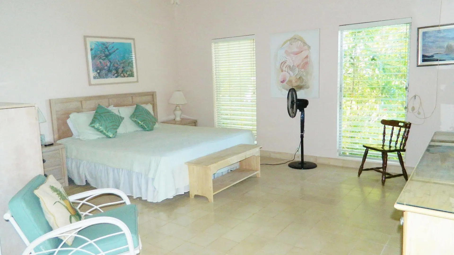 Regatta Point Hotel George Town