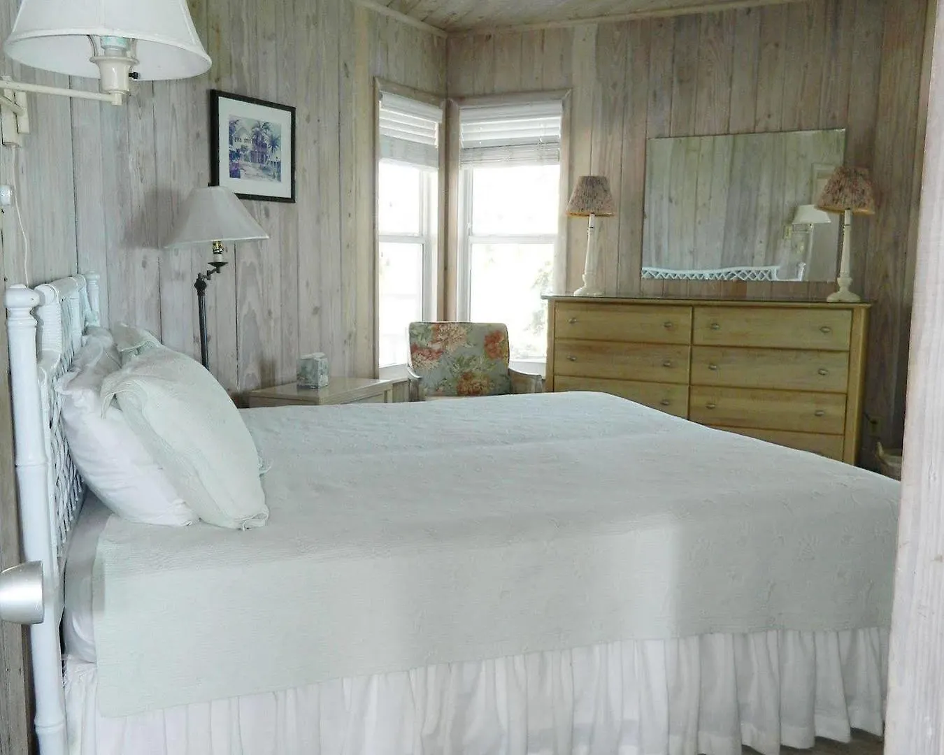 Regatta Point Hotel George Town Bahamas